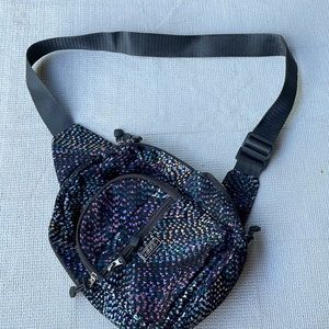 Sling bag